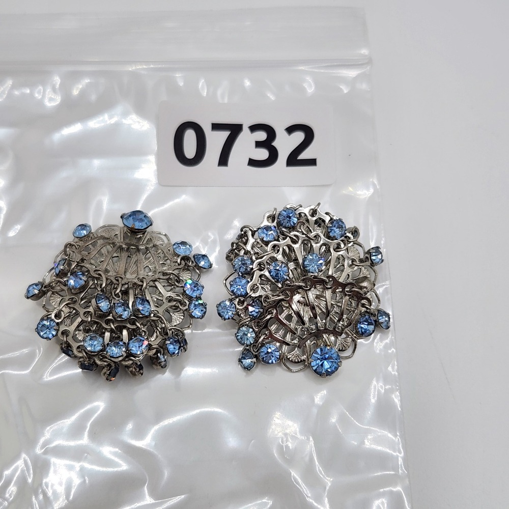 Vintage Sky Blue Rhinestone Silver Filigree Waterfall Clip On Earrings RetroGlam - Picture 9 of 10